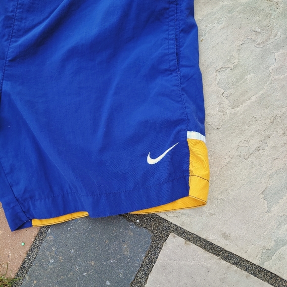 Nike Summer Swim Shorts - Vintage Nike - Size Large - Yellow Blue - Picture 2 of 3